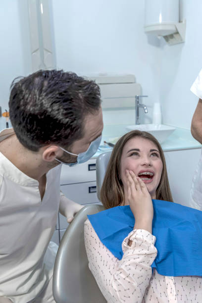 Best Emergency Gum Treatment in Lisbon, IA